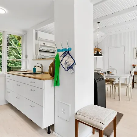 Lucie - 50m From The Sea By Interhome Rønne