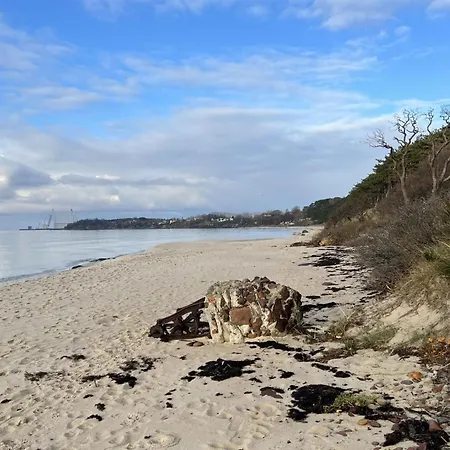 Dom wakacyjny Lucie - 50m From The Sea By Interhome