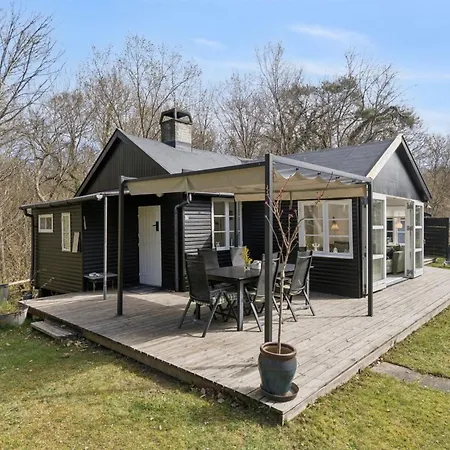 Lucie - 50m From The Sea By Interhome Rønne