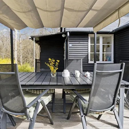 Lucie - 50m From The Sea By Interhome Rønne